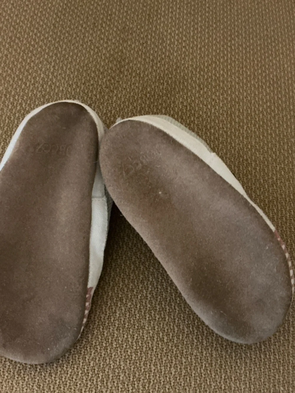 Robeez - boys leather first walker shoes - size 12-18 months